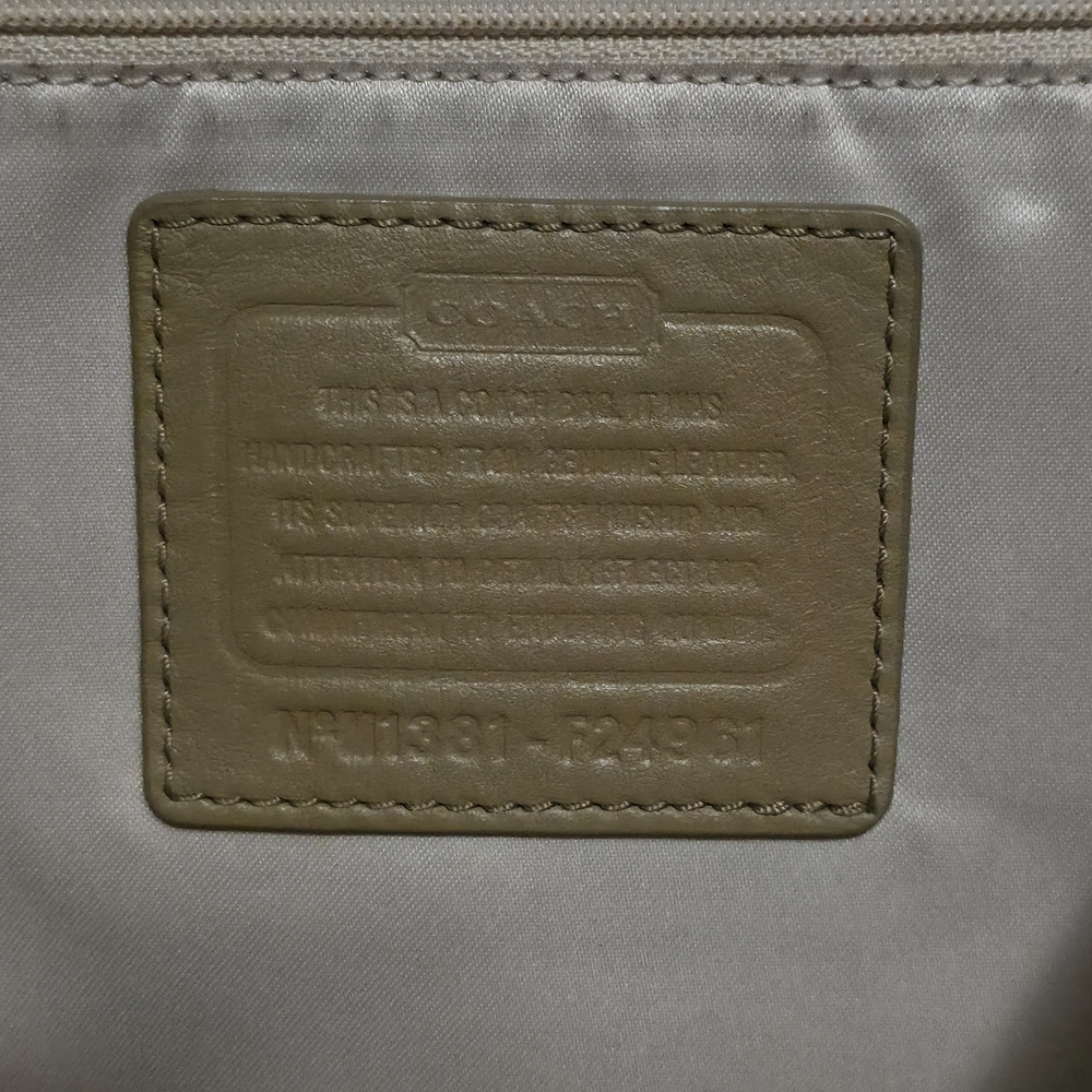Coach Campbell Belle Carryall In Camel - Picture 4 of 14
